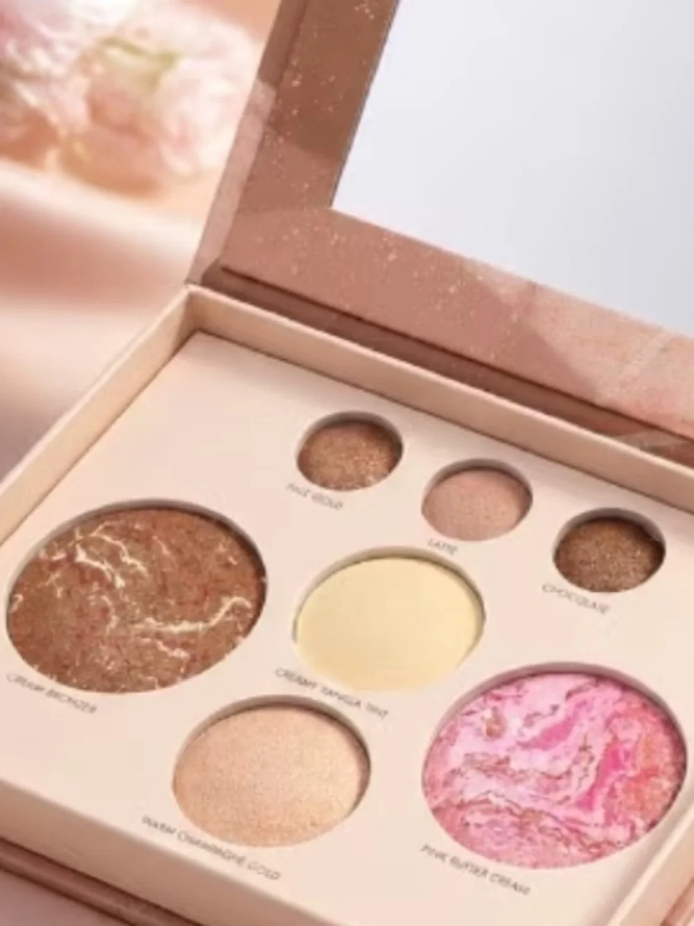 Baked Face & Eye Makeup Palette Bronzer, Highlighter, Eyeshadows Set New in Box